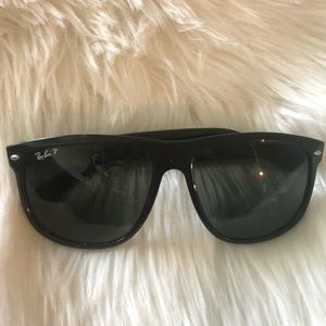 Ray-Ban Polarized Sunglasses RB4147